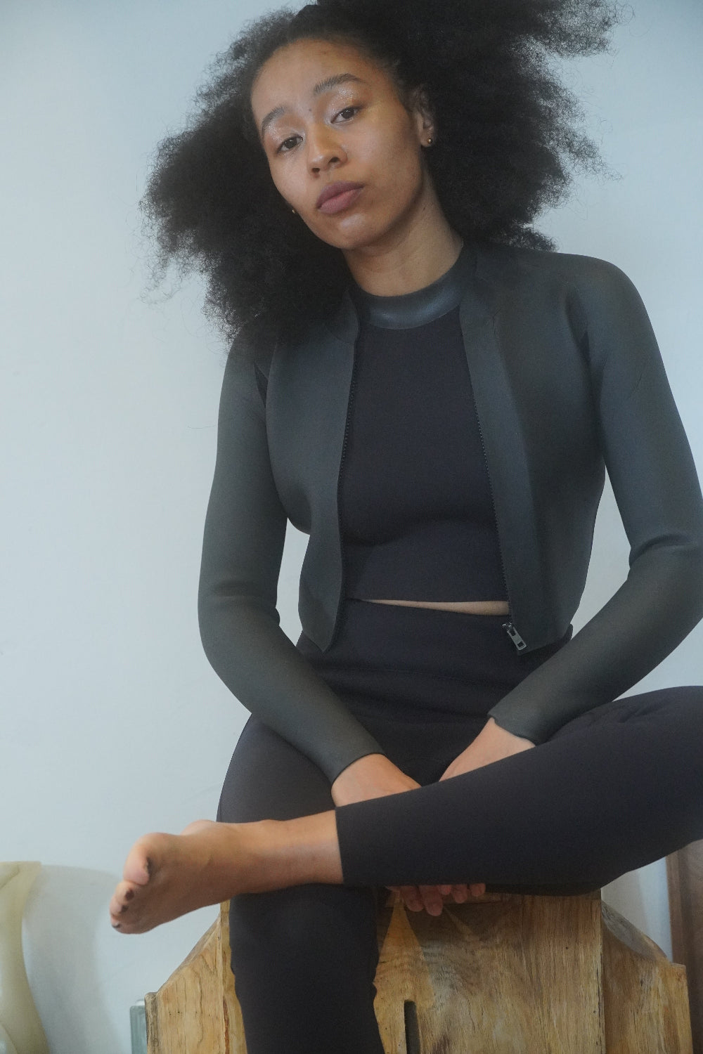 LILi / Rubber Short Zip Jacket　ショートジップジャケット